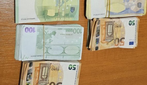 Parandalohet futja e mbi 35 mijë eurove të padeklaruara në Vërmicë