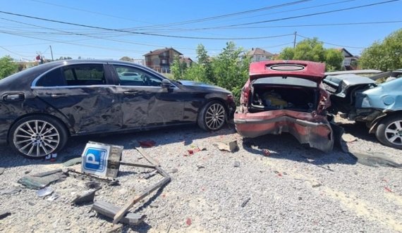 Policia jep detaje rreth aksidentit në Kaçanik, ku vdiq një person e u lënduan katër të tjerë