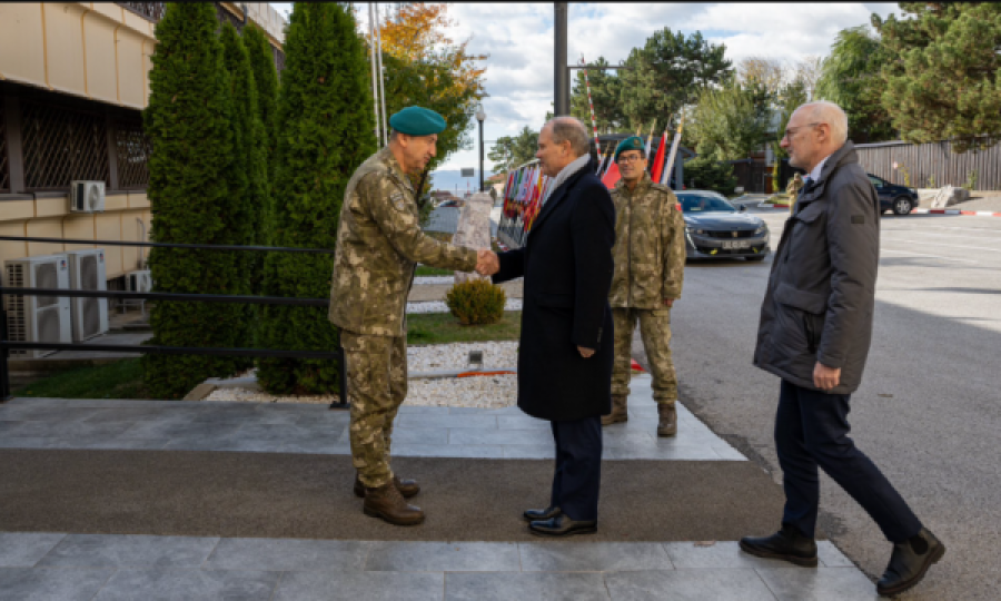 Emisari Special i Francës në Prishtinë, bashkë me ambasadorin Guerot takojnë Komandantin e KFOR-it