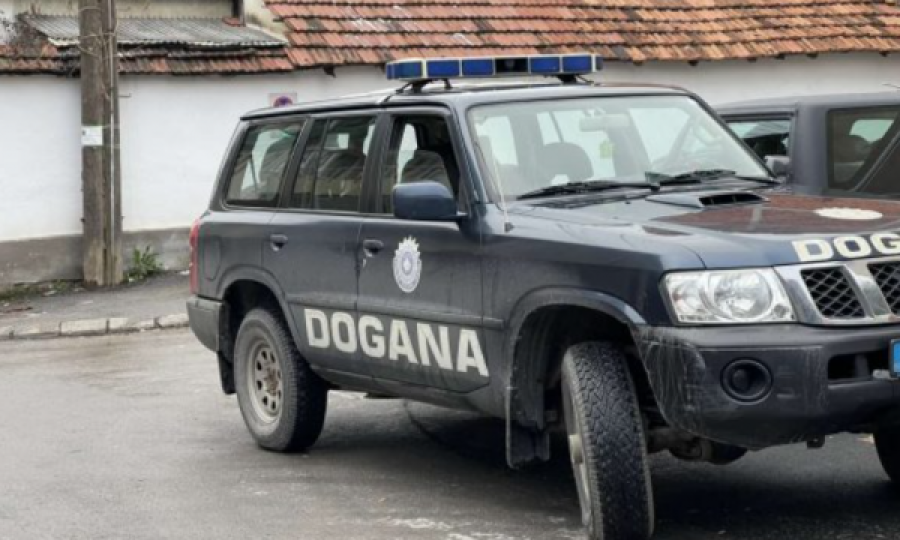Bastisen katër lokacione në veri të Mitrovicës, Veton  Elshani thotë se asistuan Doganën