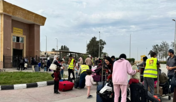 Palestinezët nga Gaza lejohen të hyjnë në Bosnje