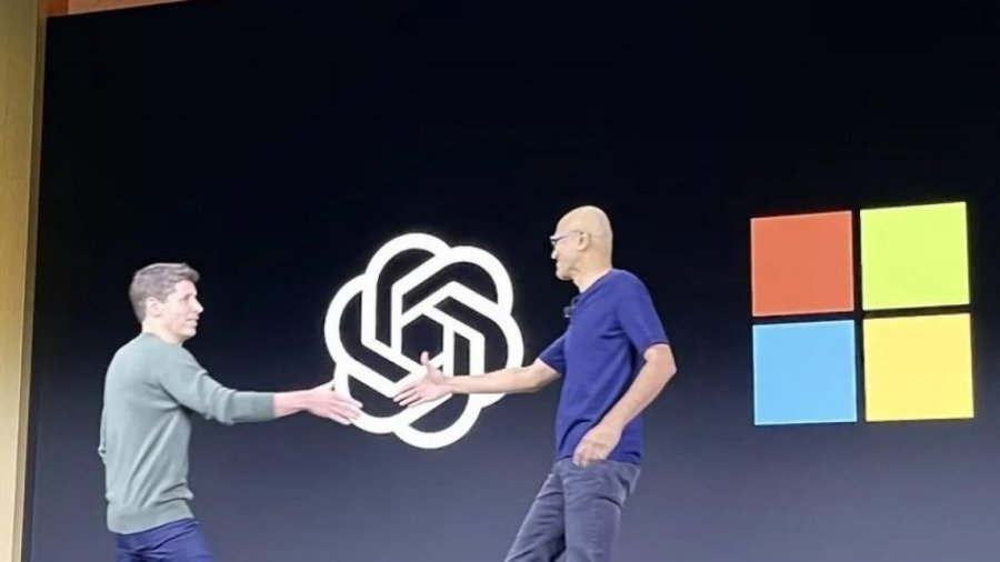 Plus dhjetëra miliarda të tjerë: Microsoft shënon rritje spektakolare të vlerës së tregut, pas punësimit të ish-shefit të OpenAI, Sam Altman