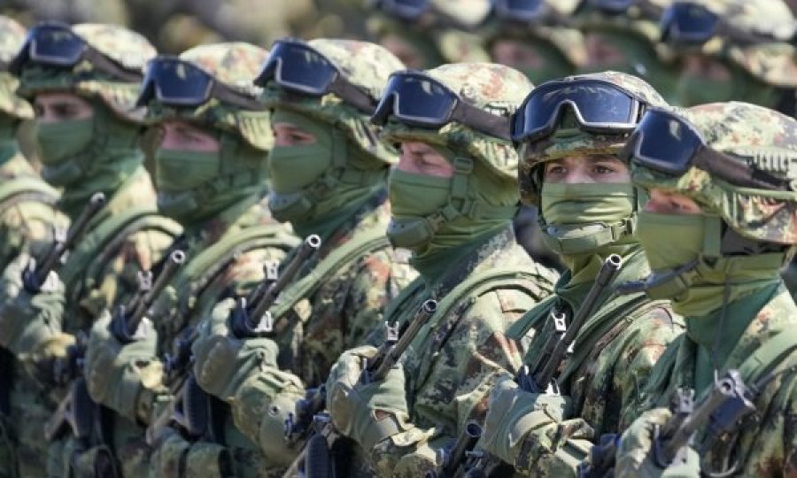 A është çështje e Serbisë rikthimi i shërbimit të detyrueshëm ushtarak?
