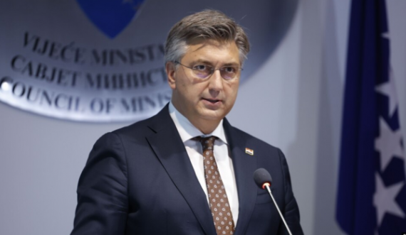 Plenkoviq merr vendim: Nuk shkojmë në inaugurimin e Milanoviqit