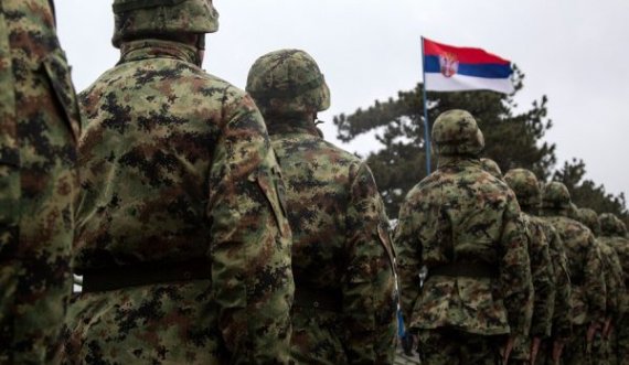 ​Serbia fton të rinjtë vullnetarë për shërbim ushtarak, Kosovës i kërkohet të marrë masa reciproke