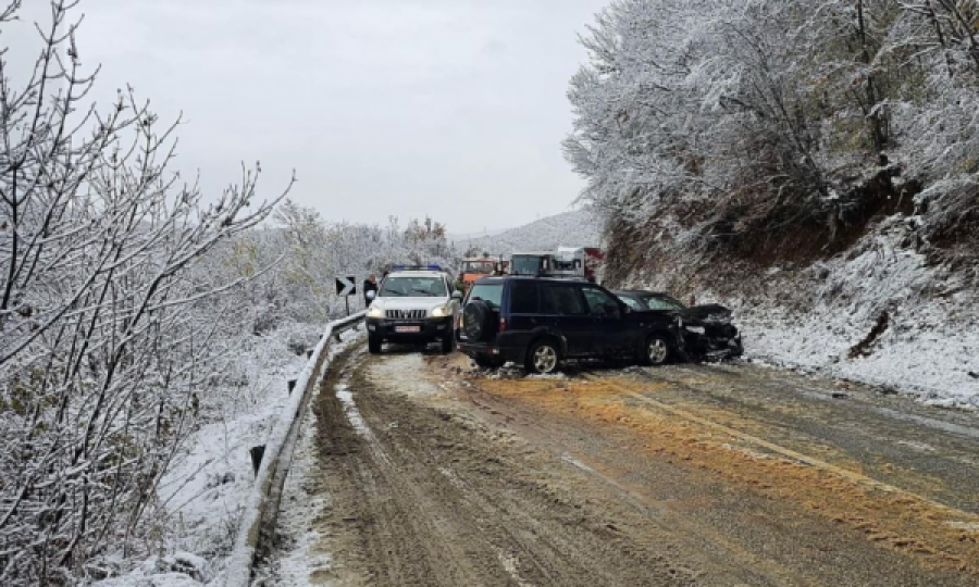 Aksident trafiku në rrugën Gjilan-Prishtinë,  tre persona marrin lëndime