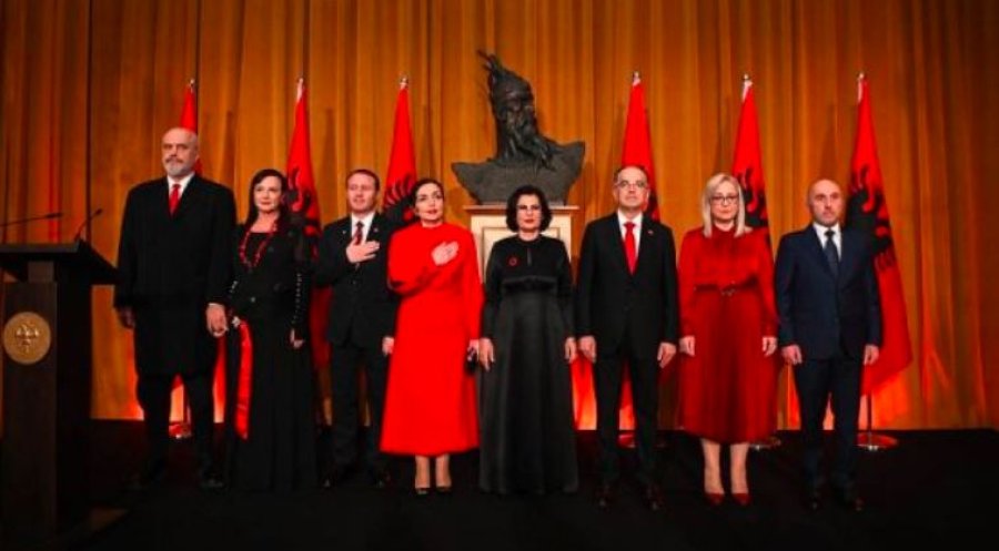 Presidentja Vjosa Osmani merr pjesë në pritjen e Begajt në Tiranë
