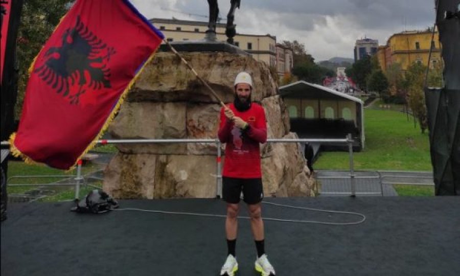 “Dua të garoj për Shqipërinë, i pakënaqur me Kosovën”, flet atleti që vrapoi nga Prishtina për në Tiranë për 28 orë