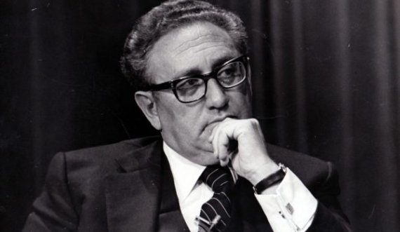 Hoxhaj për vdekjen e ish-sekretarit amerikan Kissinger: Lamtumirë Boss