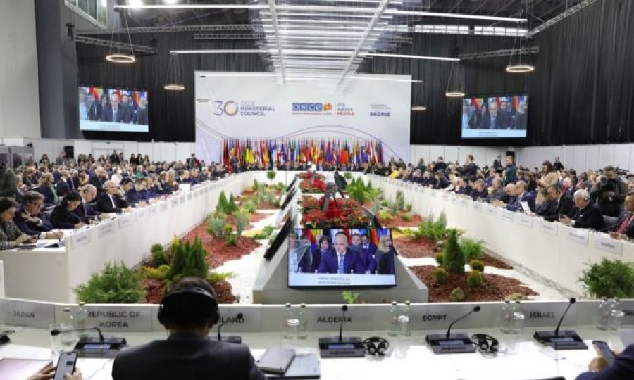Ministri Hasani kërkon njohjen e Kosovës në Samitin e OSBE