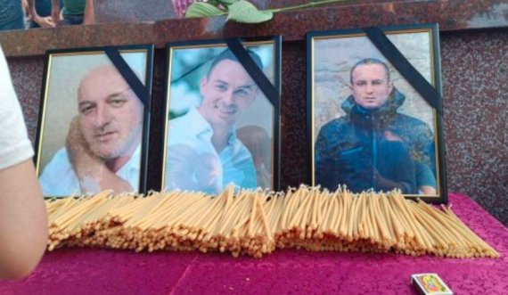 Tre sulmuesit serbë që u vranë në Banjskë varrosen sot
