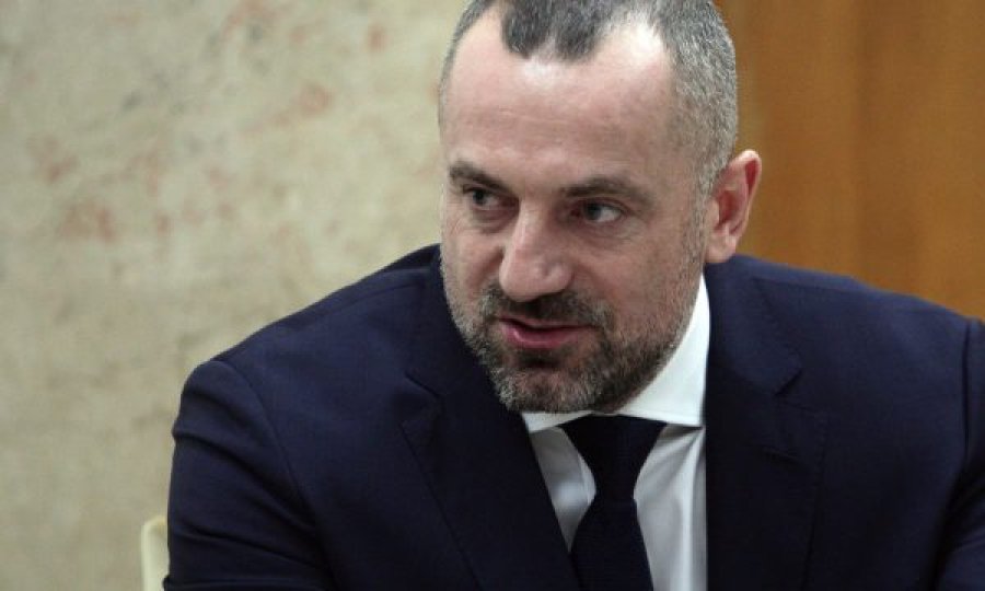 Serbia e arreston Milan Radojiçiqin, dërgohet në mbajtje për 48 orë