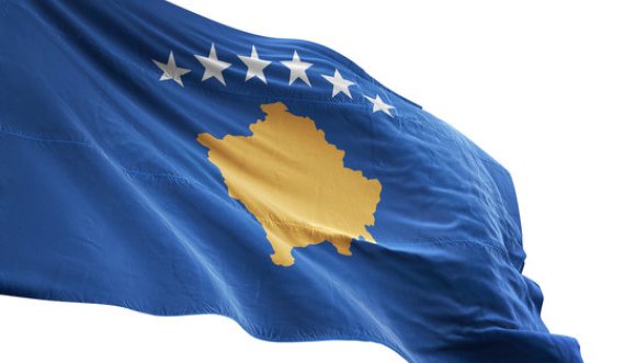 Kosova përballë një sfide serioze, ja çfarë duhet të bëjnë tani Qeveria, opozita, shoqëria civile dhe mediet sociale