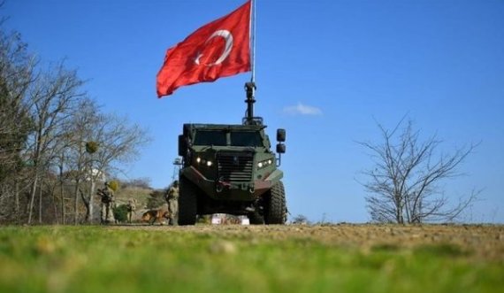 Turqia prej nesër e merr komandën e KFOR-it në Kosovë