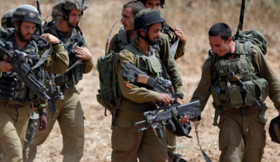 Ushtria izraelite flet për 'fluks të fuqishëm' të palestinezëve që po e lëshojnë Gazan