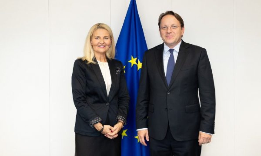 Varhelyi takim me ministren serbe, Maliqi: Zero masa ndëshkuese nga BE-ja për Serbinë