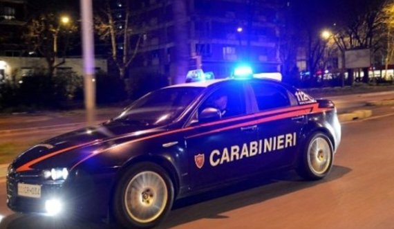 Sherr me thika mes dy të rinjve shqiptarë në Itali