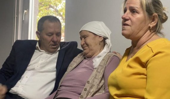 Hysni Gucati takohet me nënën e tij