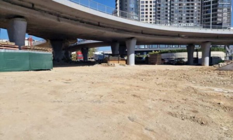 Kolonat e gjata në rrugën Prishtinë-Fushë Kosovë, komuna del me një zgjidhje