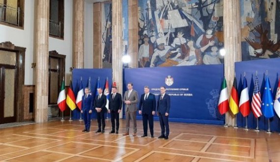 Pesë emisarët arrijnë në Beograd, fillojnë takimin me Aleksander Vuçiqin