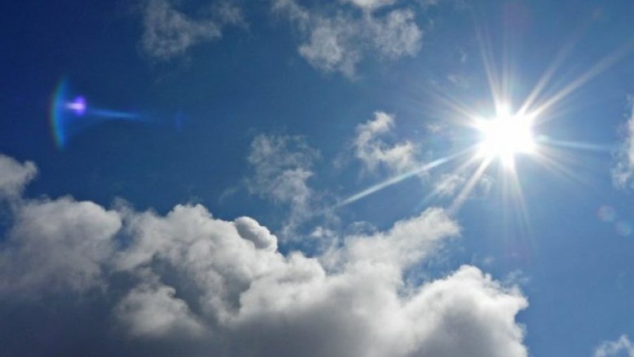 21 gradë në Prishtinë, temperaturë rekorde për muajin dhjetor që nga vitet e 70-ta