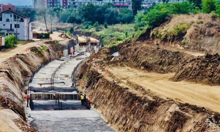 Qytetarët e një lagjeje në Prishtinë nesër protestojnë kundër pezullimit të punës në rrugën “A”