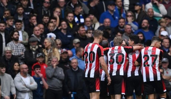 Chelsea rikthehet te humbja, Brentford fiton në 'Stamford Bridge'