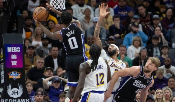Spektakël nga Sacramento, Kings mposhtin Lakers pas kohës shtes