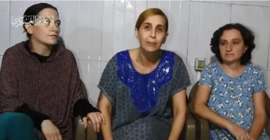 Hamasi publikon videon me tri gra izraelite te marra peng
