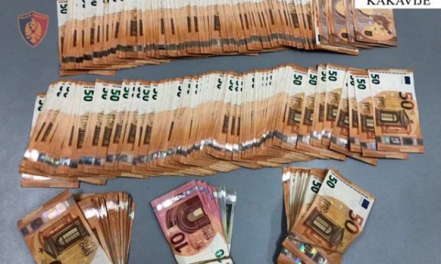 Kapen 18 mijë euro në Kakavijë, sekuestrohen paratë