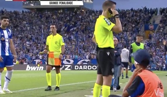 Skena qesharake në Porto-Arouca, arbitri anulon penalltinë pas telefonatës (Pamje)