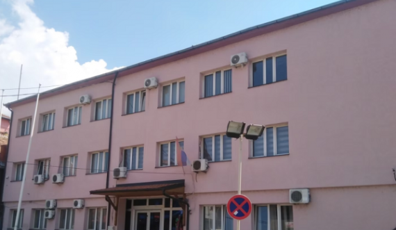 Lista Srpska: Institucionet serbe nuk do të largohen nga zyrat në Mitrovicë të Veriut