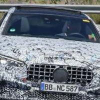 Mercedes-Benz po shqyrton mundësinë e zgjerimit të aktivitetit 