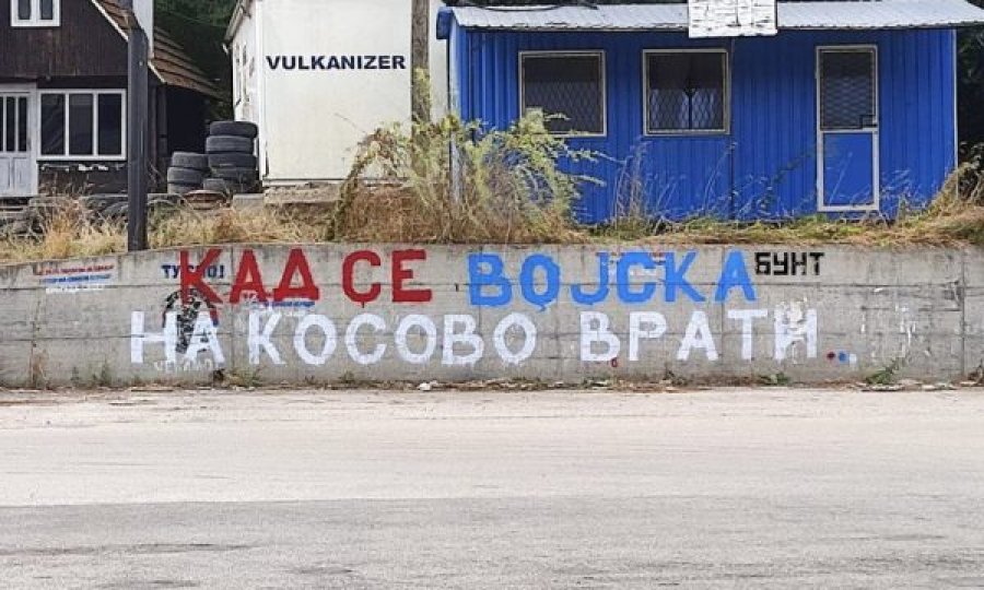 Grafite me shkrime nxitëse në disa shtëpi në Leposaviq, policia hap rast