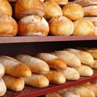 LDK i reagon Muratit: Aai bjen që tash në vend të 100 bukëve, po i blejmë veç 50?