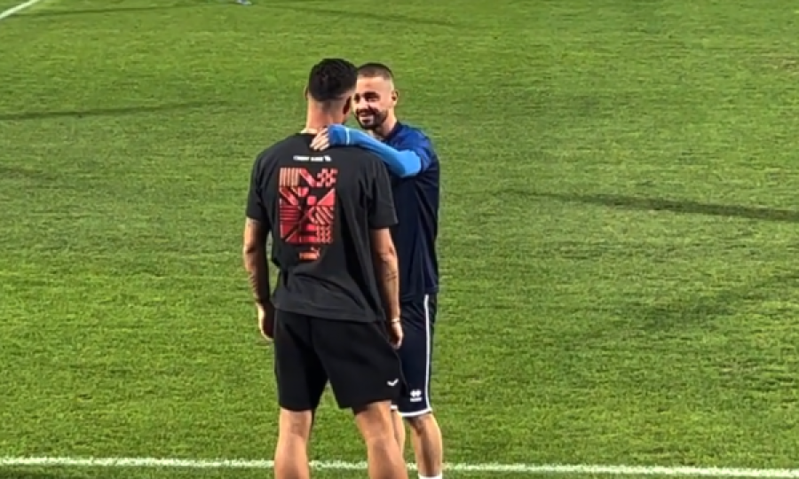 Përshendetje e ngrohtë e Xhakes dhe Zhegrovës