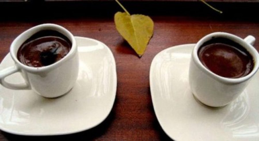 Flitet se dy filxhanë kafe parandalojnë këto sëmundje