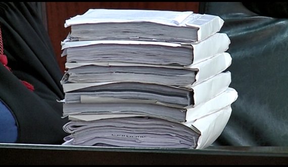 Prokuroria e korruptuar që ja bënë avokatinë krimit të organizuar, po harton dosje pa fakte kundër zyrtarëve të qeverisë vetëm për të shantazhuar