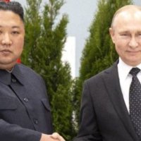 Putin diskuton me Kim Jong Un në telefon 