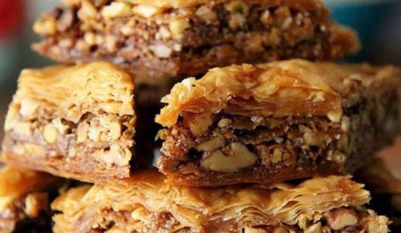 Receta e Pepës- Bakllava e shpejtë