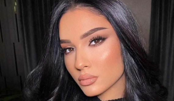 Egzona nënë e tre fëmijëve, befason me format e saja trupore