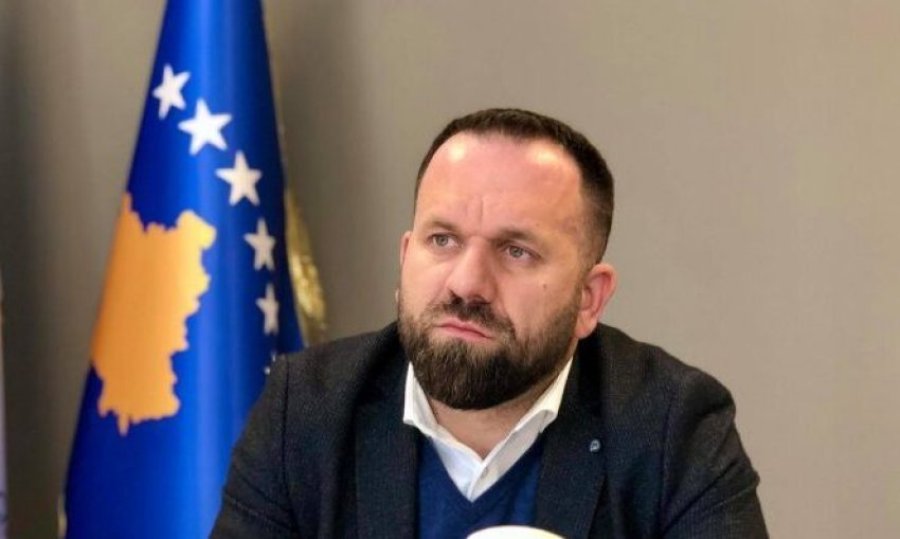 Rukiqi e kritikon Qeverinë Kurti: Me hapa të sigurt drejt fundosjes