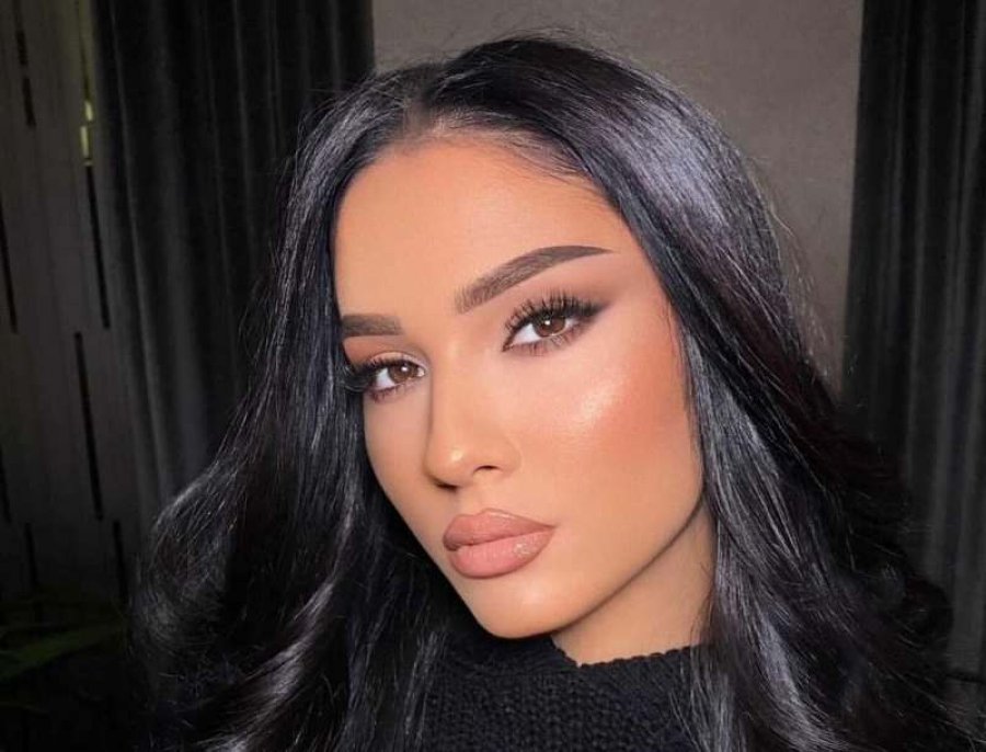 Egzona nënë e tre fëmijëve, befason me format e saja trupore