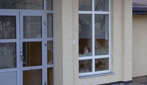 Pse po mbyllen shkollat nëpër Kosovë?