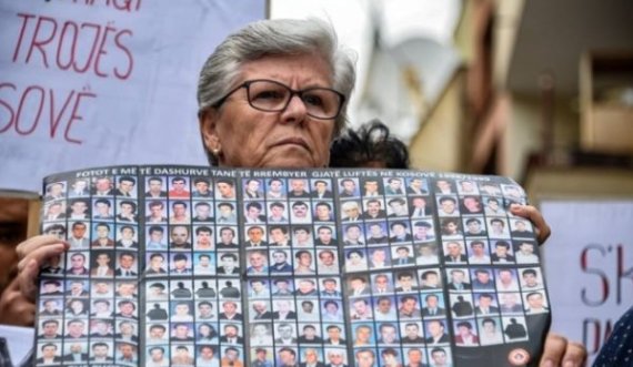 Nesrete Kumnova dorëzon kallëzim penal kundër Veljko Odalloviqit