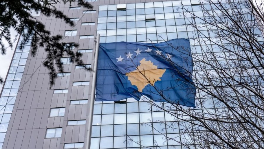 Udhëheqja politike dhe cilësitë e lidershipit në Kosovë