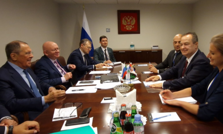 Serbia e bën përsëri me Rusinë, Daçiq takohet me Lavrovin në mes të Nju Jorkut
