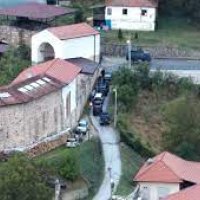 Drejtori i Policisë: Rreth 30 të dyshuar të tjerë ikën në këmbë, duke lënë mbrapa automjetet e tyre
