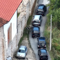 Publikohen inicialet e tre terroristëve të vrarë dje në Banjskë, dy janë nga Leposaviqi e njëri nga Zveçani
