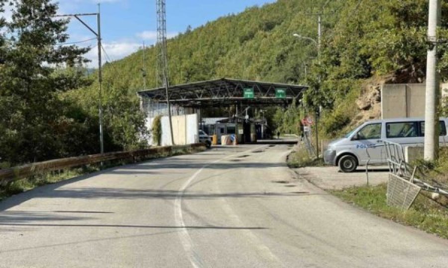 Pikat kufitare në Jarinjë dhe Bërnjak akoma vazhdojnë të jenë të mbyllura